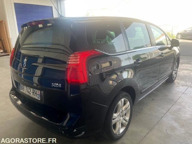 5008 PREMIUM 1.6 HDI 110cv 5 PLACES. 05/2010 . 255500 km - Automóvel: foto 3 5008 PREMIUM 1.6 HDI 110cv 5 PLACES. 05/2010 . 255500 km - Automóvel: foto 3