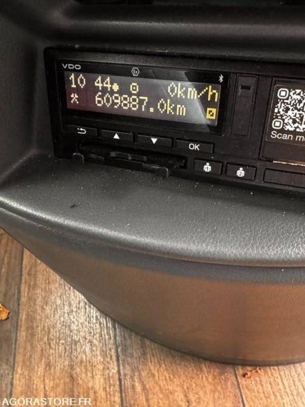 AUTOCAR MERCEDES TOURISMO 17 RHD / 14M / 2014 / 61+1+1+WC 609 887KM - Autocarro: foto 5 AUTOCAR MERCEDES TOURISMO 17 RHD / 14M / 2014 / 61+1+1+WC 609 887KM - Autocarro: foto 5