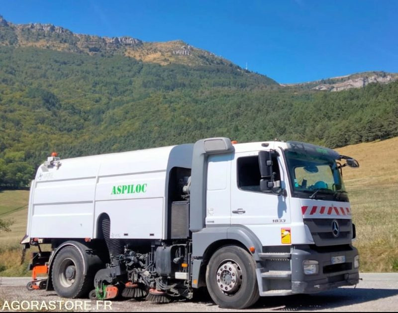 BALAYEUSE LAVEUSE THP MERCEDES BH9 ANNEE 2012 - 246000KMS - Varredora urbana: foto 1 BALAYEUSE LAVEUSE THP MERCEDES BH9 ANNEE 2012 - 246000KMS - Varredora urbana: foto 1