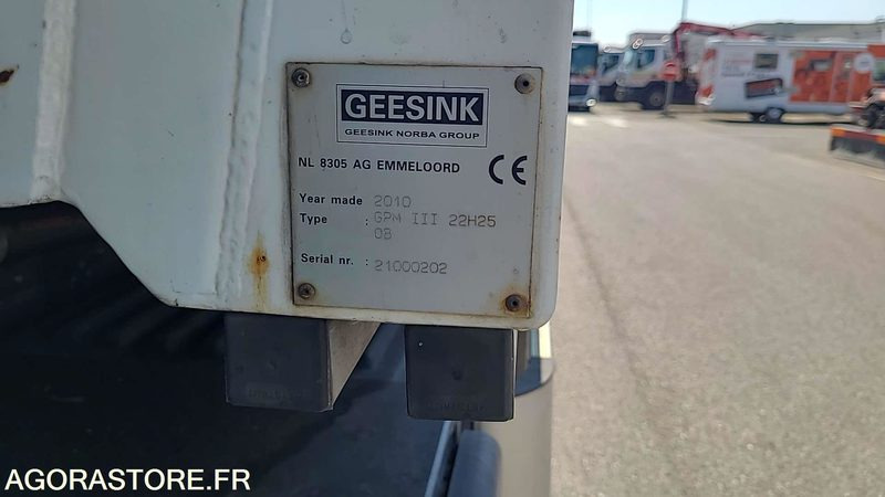 BB 817 DM - RENAULT PREMIUM 340 - 265653KM - 2010 - Caminhão de lixo: foto 5 BB 817 DM - RENAULT PREMIUM 340 - 265653KM - 2010 - Caminhão de lixo: foto 5