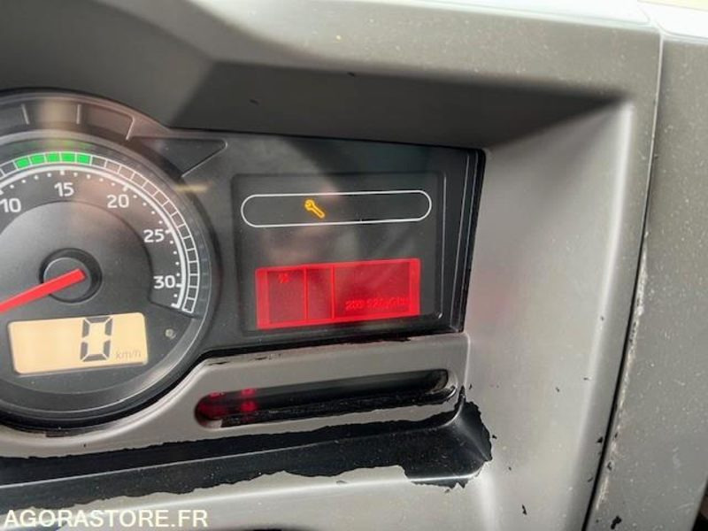 BENNE A ORDURES MENAGERES RENAULT - Caminhão de lixo: foto 5 BENNE A ORDURES MENAGERES RENAULT - Caminhão de lixo: foto 5