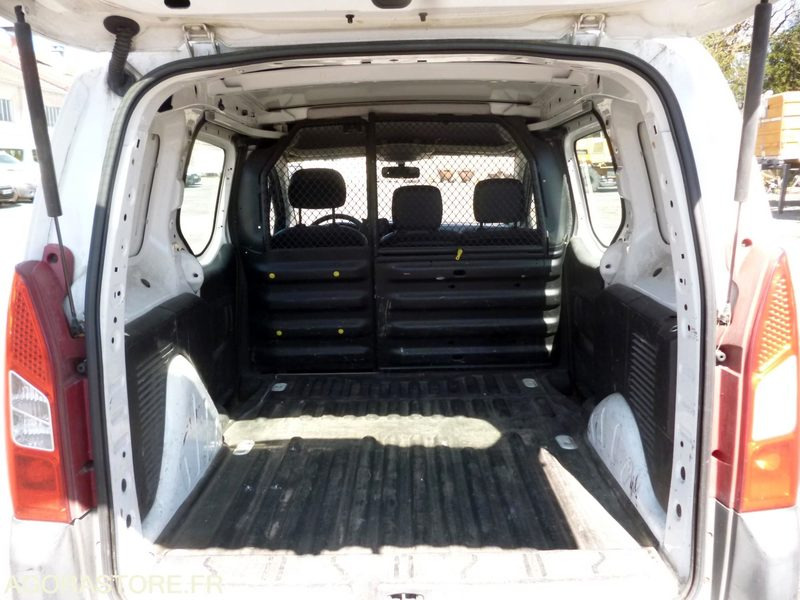BERLINGO 1.6HDI 3 PLACES - Furgão compacto: foto 5 BERLINGO 1.6HDI 3 PLACES - Furgão compacto: foto 5