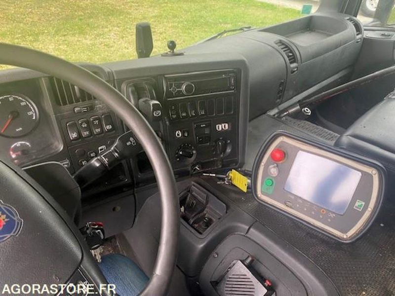 BOM SCANIA P 380 - 2015 - 164 000km - Caminhão de lixo: foto 5 BOM SCANIA P 380 - 2015 - 164 000km - Caminhão de lixo: foto 5