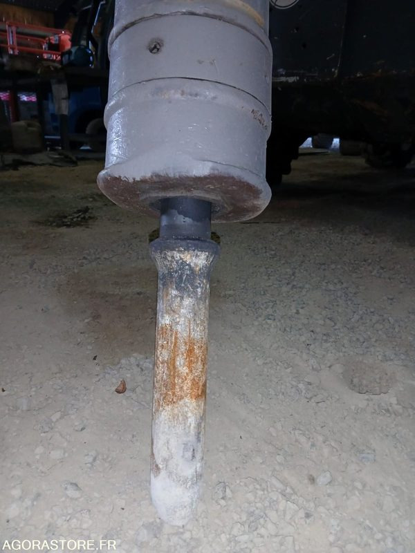 BRH MONTABERT SC16 Arden QA10 - Martelo hidráulico: foto 2 BRH MONTABERT SC16 Arden QA10 - Martelo hidráulico: foto 2