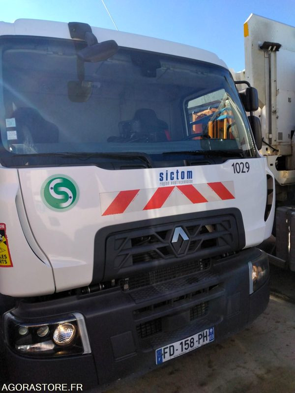 CAMION - BOM - RENAULT - D26 WIDE - 143 536KM - Caminhão de lixo: foto 2 CAMION - BOM - RENAULT - D26 WIDE - 143 536KM - Caminhão de lixo: foto 2