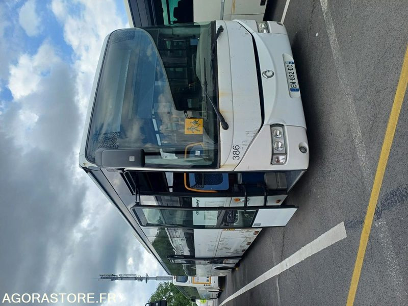 CAR IRISBUS CROSSAY - 2008 - / 687 745 Km - EW832DC (23401 - 386) - Autocarro escolar: foto 1 CAR IRISBUS CROSSAY - 2008 - / 687 745 Km - EW832DC (23401 - 386) - Autocarro escolar: foto 1