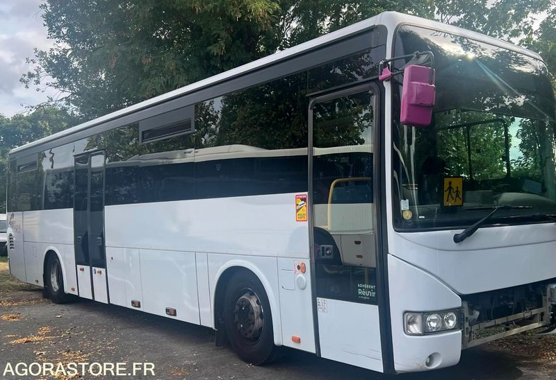 CAR - IRISBUS (IVECO BUS) - RÉCRÉO - 2011 - 305 429 KM (BW-716-JD) - Autocarro escolar: foto 1 CAR - IRISBUS (IVECO BUS) - RÉCRÉO - 2011 - 305 429 KM (BW-716-JD) - Autocarro escolar: foto 1