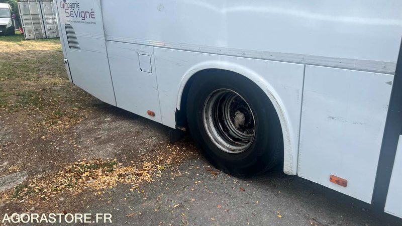 CAR - IRISBUS (IVECO BUS) - RÉCRÉO - 2011 - 305 429 KM (BW-716-JD) - Autocarro escolar: foto 4 CAR - IRISBUS (IVECO BUS) - RÉCRÉO - 2011 - 305 429 KM (BW-716-JD) - Autocarro escolar: foto 4