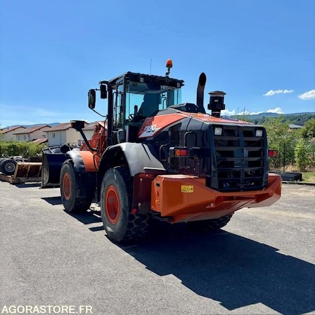 CHARGEUR HITACHI ZW180-6 2019 9270 HEURES - Carregadeira: foto 4 CHARGEUR HITACHI ZW180-6 2019 9270 HEURES - Carregadeira: foto 4