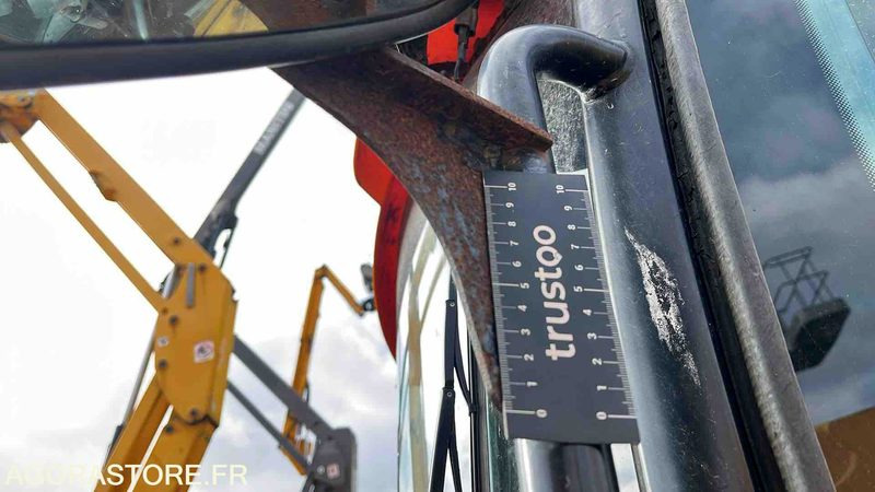 CHARGEUR JCB 406T4 - 2018 / 2053H (KUB850010568) - Carregadeira: foto 3 CHARGEUR JCB 406T4 - 2018 / 2053H (KUB850010568) - Carregadeira: foto 3