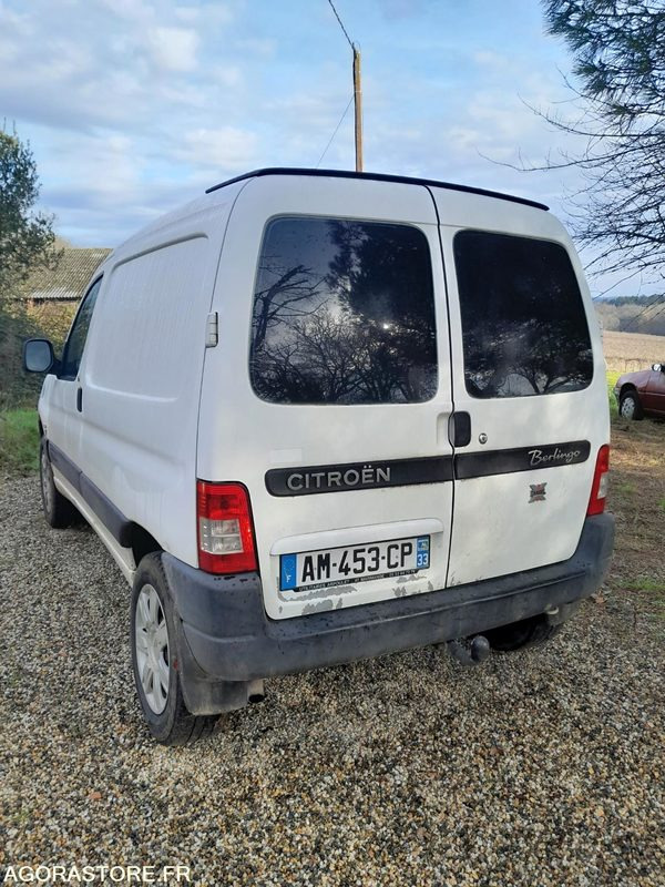 CITROEN BERLIGO 4X4 DANGEL - 124000 KM - 2008 - Furgão compacto: foto 2 CITROEN BERLIGO 4X4 DANGEL - 124000 KM - 2008 - Furgão compacto: foto 2