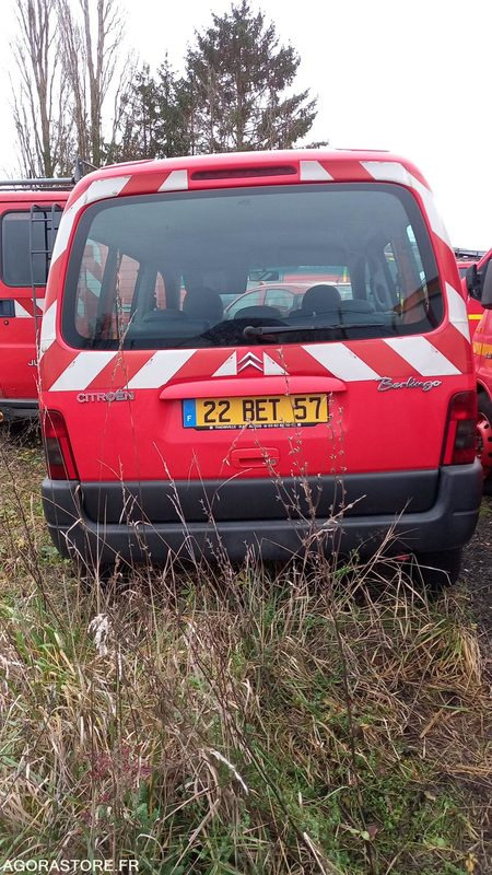 CITROËN - BERLINGO - 2004 - 137974KM - 22BET57 - Furgão compacto: foto 5 CITROËN - BERLINGO - 2004 - 137974KM - 22BET57 - Furgão compacto: foto 5