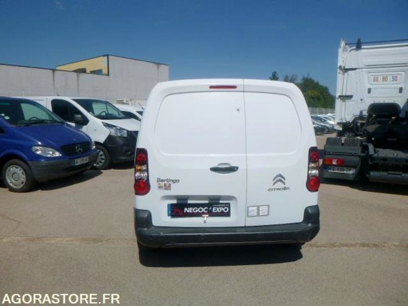 CITROEN BERLINGO UTILITAIRE BOITE AUTO - Furgão compacto: foto 5 CITROEN BERLINGO UTILITAIRE BOITE AUTO - Furgão compacto: foto 5