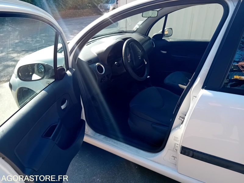 CITROEN C3 1.4HDI CLUB - Automóvel: foto 4 CITROEN C3 1.4HDI CLUB - Automóvel: foto 4