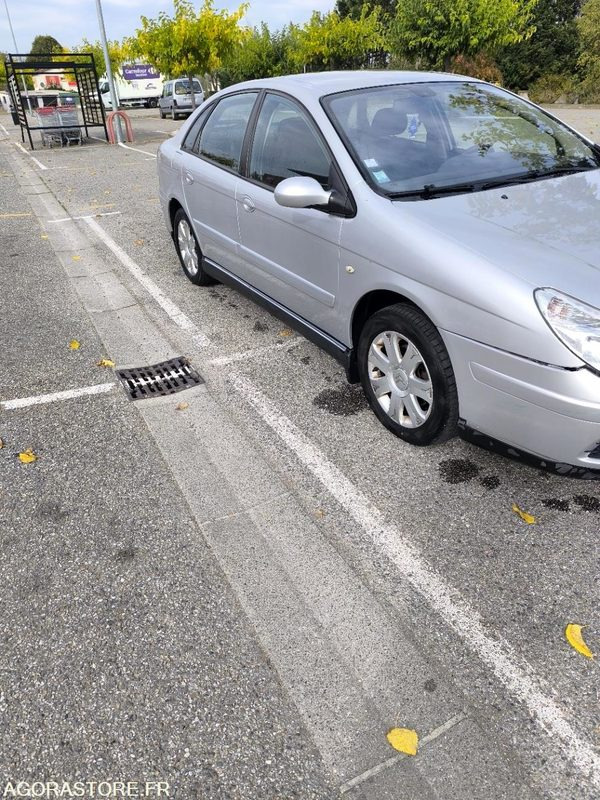 CITROEN C5 1.6 HDI 110 PACK AMBIANCE 180100KMS - Automóvel: foto 3 CITROEN C5 1.6 HDI 110 PACK AMBIANCE 180100KMS - Automóvel: foto 3