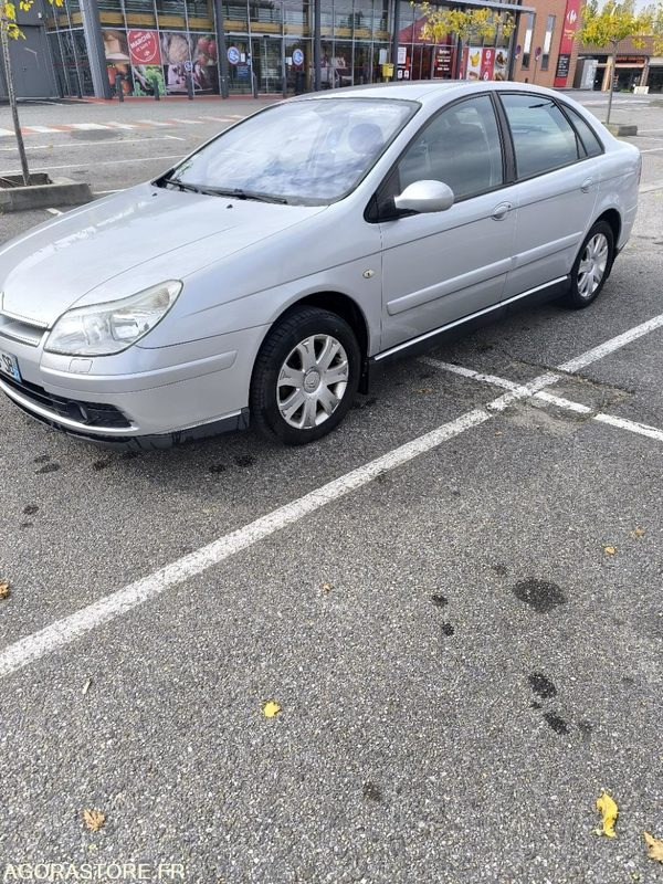 CITROEN C5 1.6 HDI 110 PACK AMBIANCE 180100KMS - Automóvel: foto 1 CITROEN C5 1.6 HDI 110 PACK AMBIANCE 180100KMS - Automóvel: foto 1