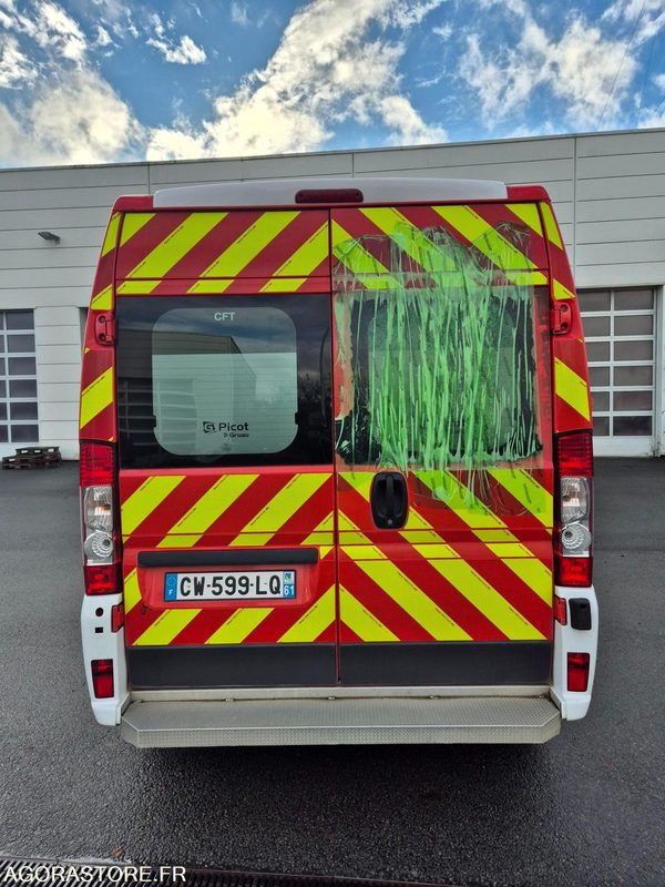 CITROEN JUMPER CW-599-LQ - Ambulância: foto 3 CITROEN JUMPER CW-599-LQ - Ambulância: foto 3