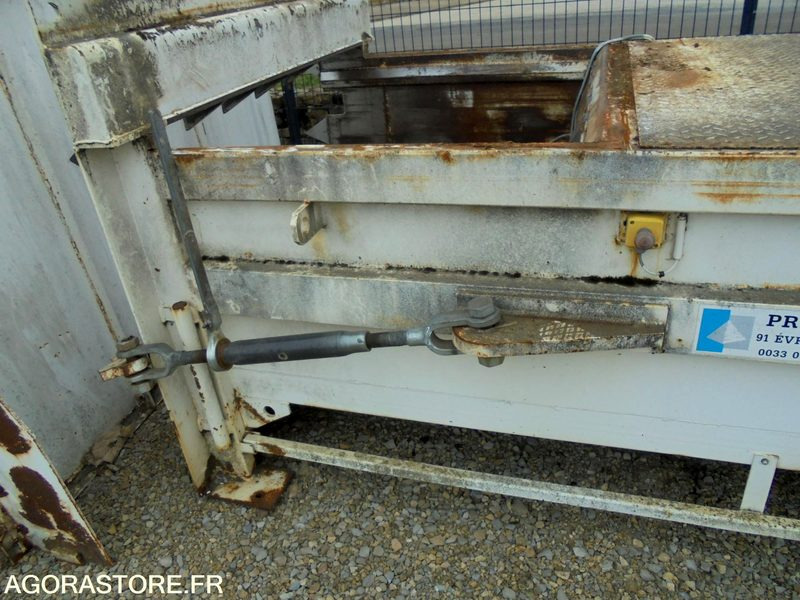 COMPACTEUR DECHET - PRESSOR AN 2006 - Equipamento de construção: foto 5 COMPACTEUR DECHET - PRESSOR AN 2006 - Equipamento de construção: foto 5