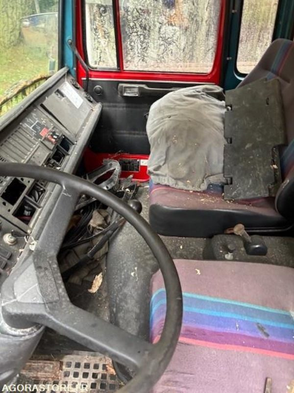 IVECO MAGIRUS 160-11 112144 KM POSTE DE COMMANDEMENT - Caminhão: foto 3 IVECO MAGIRUS 160-11 112144 KM POSTE DE COMMANDEMENT - Caminhão: foto 3