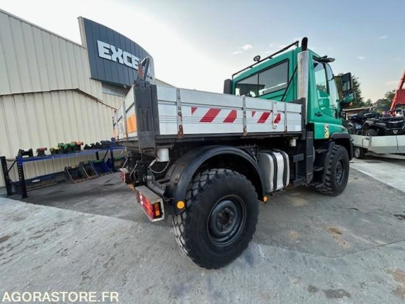 Caminhão MERCEDES UNIMOG U300C VERSION COMMUNALE 2000 97652 KM: foto 6