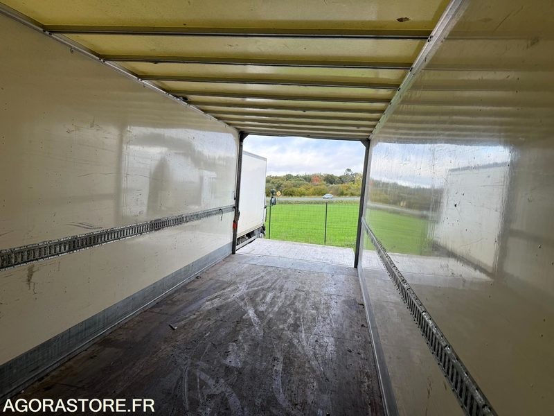 Mercedes Antos 1824 caisson hayon dhollandia 3t - 193000km-2017 - Caminhão: foto 5 Mercedes Antos 1824 caisson hayon dhollandia 3t - 193000km-2017 - Caminhão: foto 5