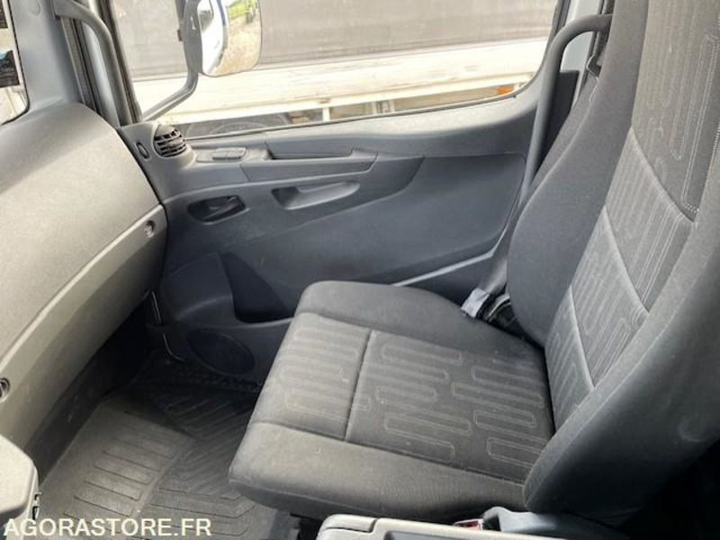 Locação de  Mercedes Atego 2017 Boite automatique Mercedes Atego 2017 Boite automatique: foto 12