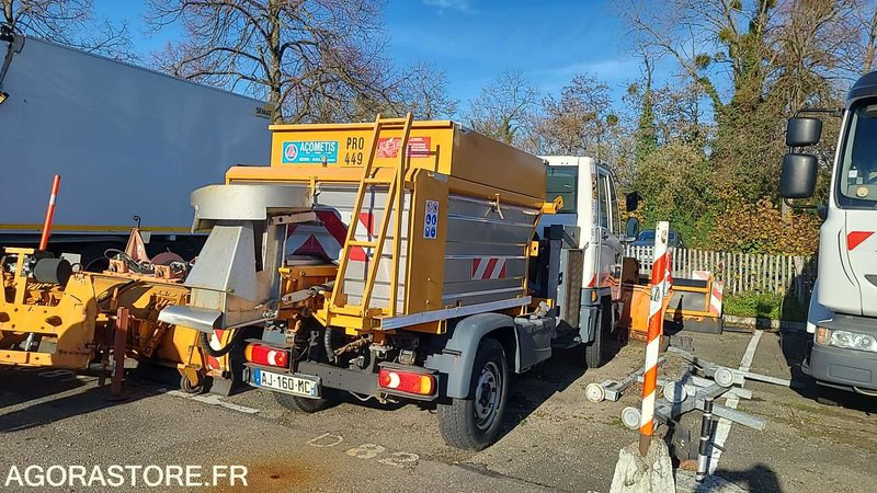 Multicar - Fumoir 4x4 EQUIPE VH - 2009 - AJ160MC- PRO449-PRO249 - Caminhão: foto 2 Multicar - Fumoir 4x4 EQUIPE VH - 2009 - AJ160MC- PRO449-PRO249 - Caminhão: foto 2