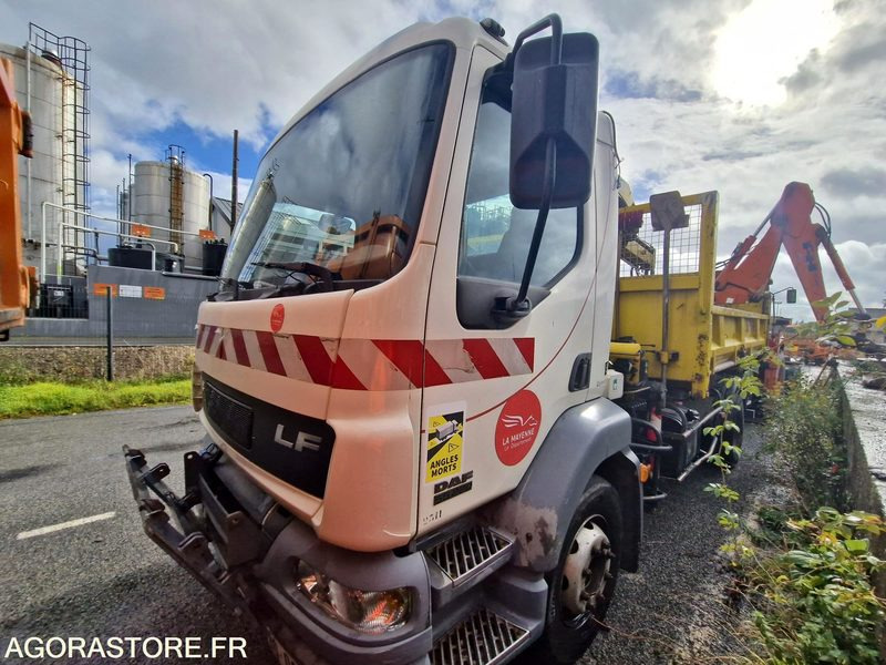 Porteur tribenne grue Daf LF55 220 -227727-2006 - BQ086KY - Caminhão: foto 1 Porteur tribenne grue Daf LF55 220 -227727-2006 - BQ086KY - Caminhão: foto 1