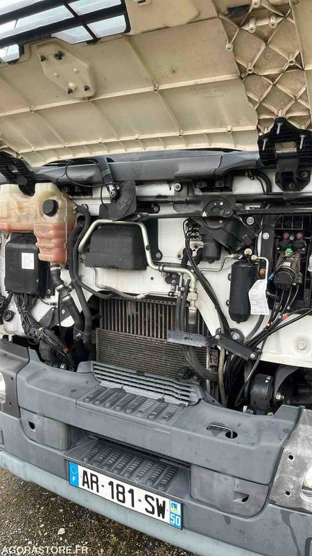 Locação de RENAULT 270 DXI - 2010 - 335258kms RENAULT 270 DXI - 2010 - 335258kms: foto 11 Locação de RENAULT 270 DXI - 2010 - 335258kms RENAULT 270 DXI - 2010 - 335258kms: foto 11