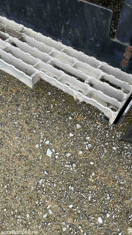 Locação de RENAULT 270 DXI - 2010 - 335258kms RENAULT 270 DXI - 2010 - 335258kms: foto 10 Locação de RENAULT 270 DXI - 2010 - 335258kms RENAULT 270 DXI - 2010 - 335258kms: foto 10