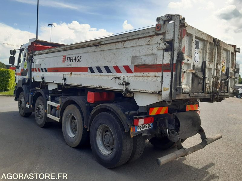 RENAULT 8X4 KERAX 430.32 - 2011 / 373600 Kms (M5126) - Caminhão: foto 4 RENAULT 8X4 KERAX 430.32 - 2011 / 373600 Kms (M5126) - Caminhão: foto 4