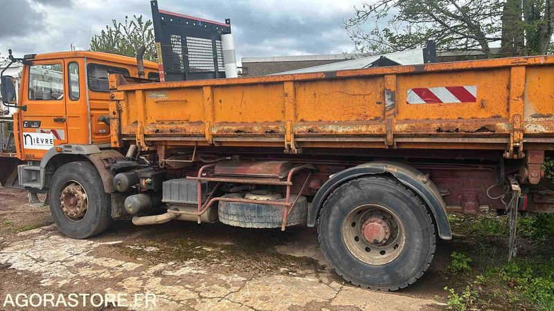 RENAULT CAM G270 19SC C 19 T -1995 - 298790kms - Caminhão: foto 3 RENAULT CAM G270 19SC C 19 T -1995 - 298790kms - Caminhão: foto 3