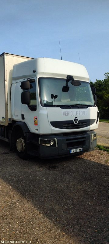 RENAULT PREMIUM 320 AUTO ECOLE 2009 240000 KM PARC 33107 - Caminhão: foto 1 RENAULT PREMIUM 320 AUTO ECOLE 2009 240000 KM PARC 33107 - Caminhão: foto 1