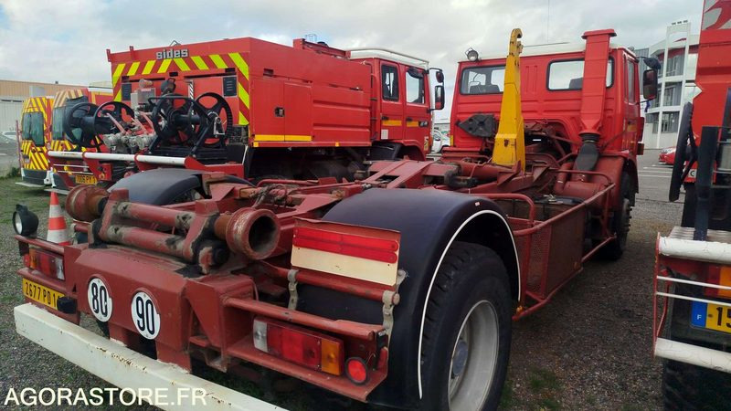 Renault G230 - 1989 - 21776km - 2677PD11 - Caminhão: foto 4 Renault G230 - 1989 - 21776km - 2677PD11 - Caminhão: foto 4