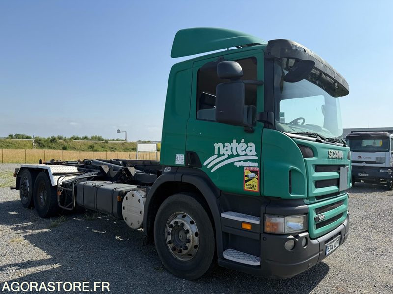 SCANIA P 380 - 2008 - 517 425km - Caminhão: foto 2 SCANIA P 380 - 2008 - 517 425km - Caminhão: foto 2