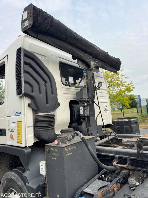 Caminhão Volvo FM 400 8X4 ampliroll - 2009 - 763559KM: foto 15