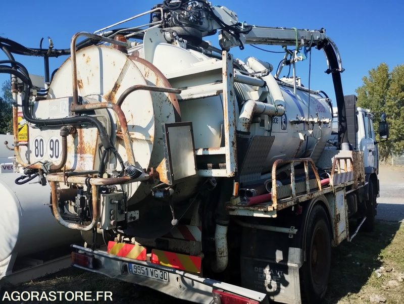 Camion 19t Hydrocureur Renault G300 Maxter 142142km – équipement Huwer - Caminhão limpa fossa: foto 5 Camion 19t Hydrocureur Renault G300 Maxter 142142km – équipement Huwer - Caminhão limpa fossa: foto 5