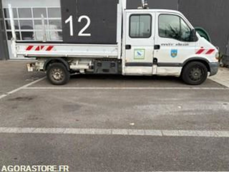 Camionette benne plateau - Furgão basculante: foto 1 Camionette benne plateau - Furgão basculante: foto 1