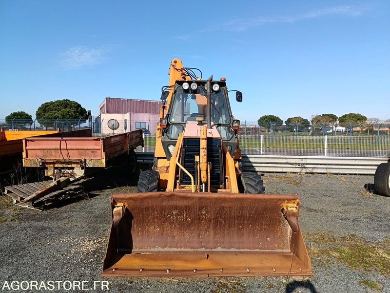 Caterpillar Tractopelle CMU 1150Kg type 428B - Retroescavadeira: foto 2 Caterpillar Tractopelle CMU 1150Kg type 428B - Retroescavadeira: foto 2