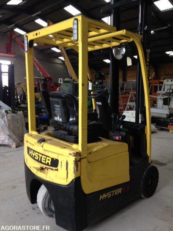 Chariot frontal 3 roues 2014 - Hyster A1.3 XNT - Empilhadeira elétrica: foto 3 Chariot frontal 3 roues 2014 - Hyster A1.3 XNT - Empilhadeira elétrica: foto 3