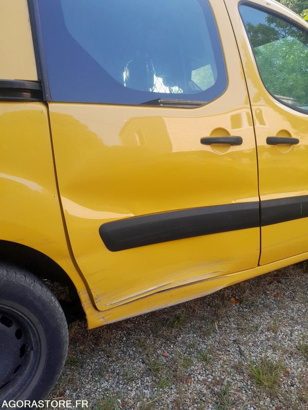 Citroën Berlingo - 2017 - 115000 KM - Furgão compacto: foto 3 Citroën Berlingo - 2017 - 115000 KM - Furgão compacto: foto 3