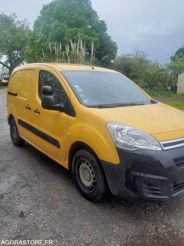 Citroën Berlingo - 2018 - 166000 KM - Furgão compacto: foto 2 Citroën Berlingo - 2018 - 166000 KM - Furgão compacto: foto 2