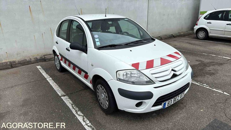 Citroën - C3 - 2009 - 152281KMS - 83BEZ67 - Automóvel: foto 2 Citroën - C3 - 2009 - 152281KMS - 83BEZ67 - Automóvel: foto 2
