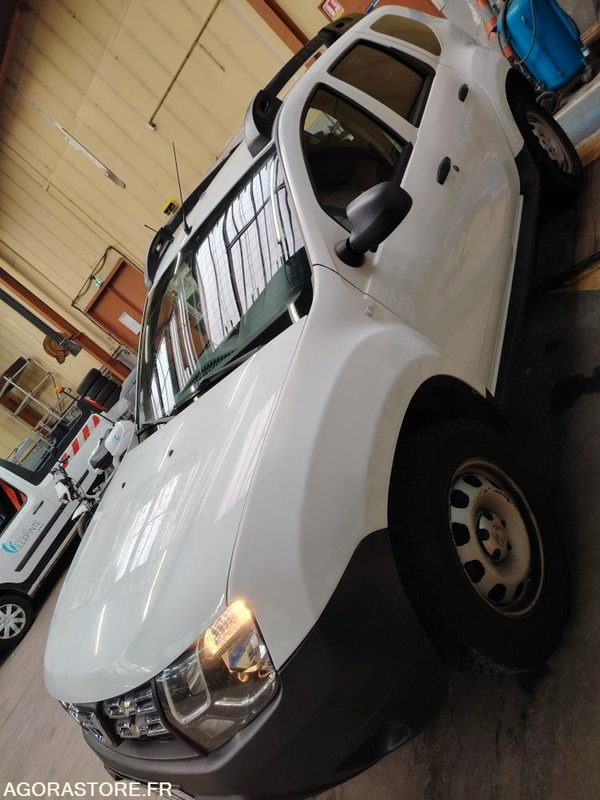 DACIA DUSTER - SUV: foto 4 DACIA DUSTER - SUV: foto 4