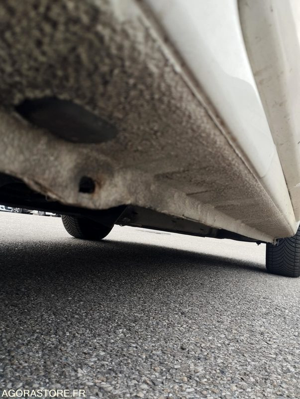 Automóvel DACIA SANDERO_1.5 dCi eco2 90 cv _ CL-855-YM: foto 15 Automóvel DACIA SANDERO_1.5 dCi eco2 90 cv _ CL-855-YM: foto 15