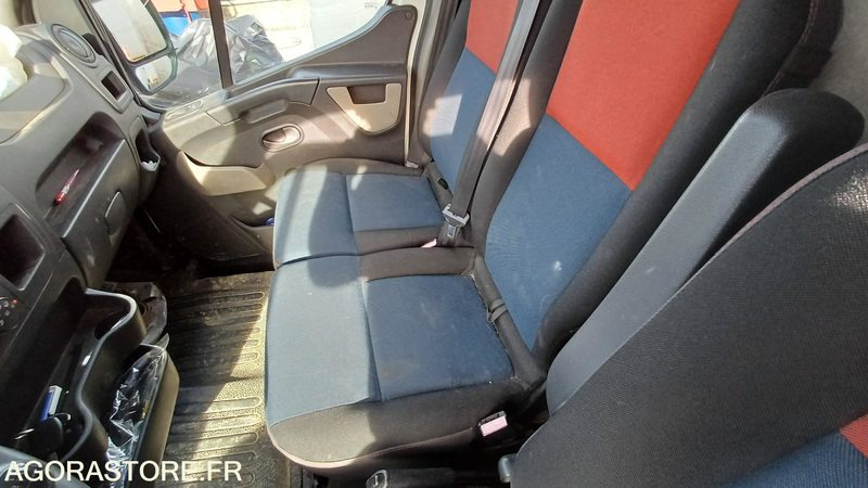 DB-585-BW // RENAULT MASTER L3H2 // 182 963 KMS - Furgão: foto 4 DB-585-BW // RENAULT MASTER L3H2 // 182 963 KMS - Furgão: foto 4