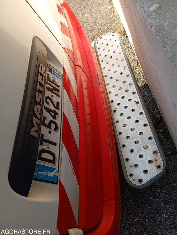 Ambulância DT-542-NF - Roulant - Renault Master - VASP - 462 946 Kms: foto 17 Ambulância DT-542-NF - Roulant - Renault Master - VASP - 462 946 Kms: foto 17