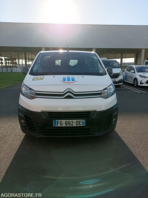 FG-892-DE - Roulant - CITROEN JUMPY SPACE TOURER - VP - 211 595 Kms - Micro-ônibus, Furgão de passageiros: foto 3 FG-892-DE - Roulant - CITROEN JUMPY SPACE TOURER - VP - 211 595 Kms - Micro-ônibus, Furgão de passageiros: foto 3