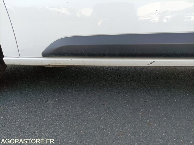 Locação de FG-949-DE - Roulant - CITROEN JUMPY SPACE TOURER - VP - 202 843 Kms FG-949-DE - Roulant - CITROEN JUMPY SPACE TOURER - VP - 202 843 Kms: foto 19 Locação de FG-949-DE - Roulant - CITROEN JUMPY SPACE TOURER - VP - 202 843 Kms FG-949-DE - Roulant - CITROEN JUMPY SPACE TOURER - VP - 202 843 Kms: foto 19