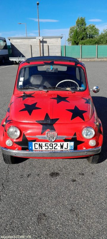 FIAT 500 de 1966 - Véhicule à récupérer après le Conseil Municipal du 10/12/2025 - Automóvel: foto 1 FIAT 500 de 1966 - Véhicule à récupérer après le Conseil Municipal du 10/12/2025 - Automóvel: foto 1